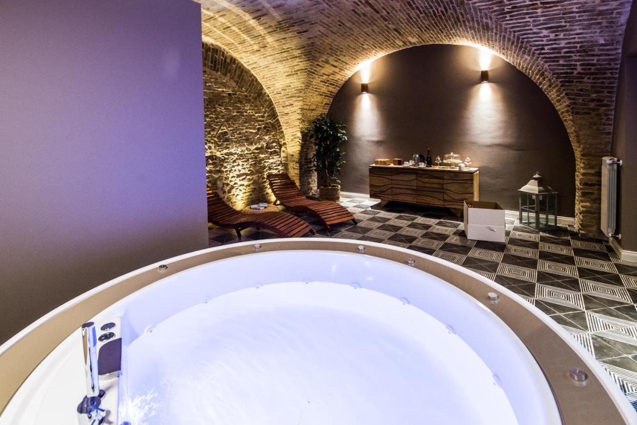 Marie Claire Apartments & Spa Vasto Exterior photo